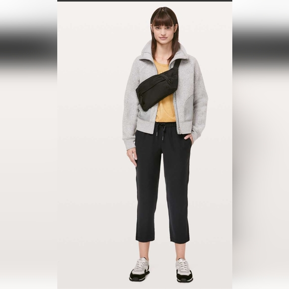 lululemon athletica Pants - Lululemon on the fly crop pants